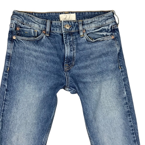 We The Free Free People Mid Rise Distressed Straight Leg Jeans Size 27 - Picture 3 of 13